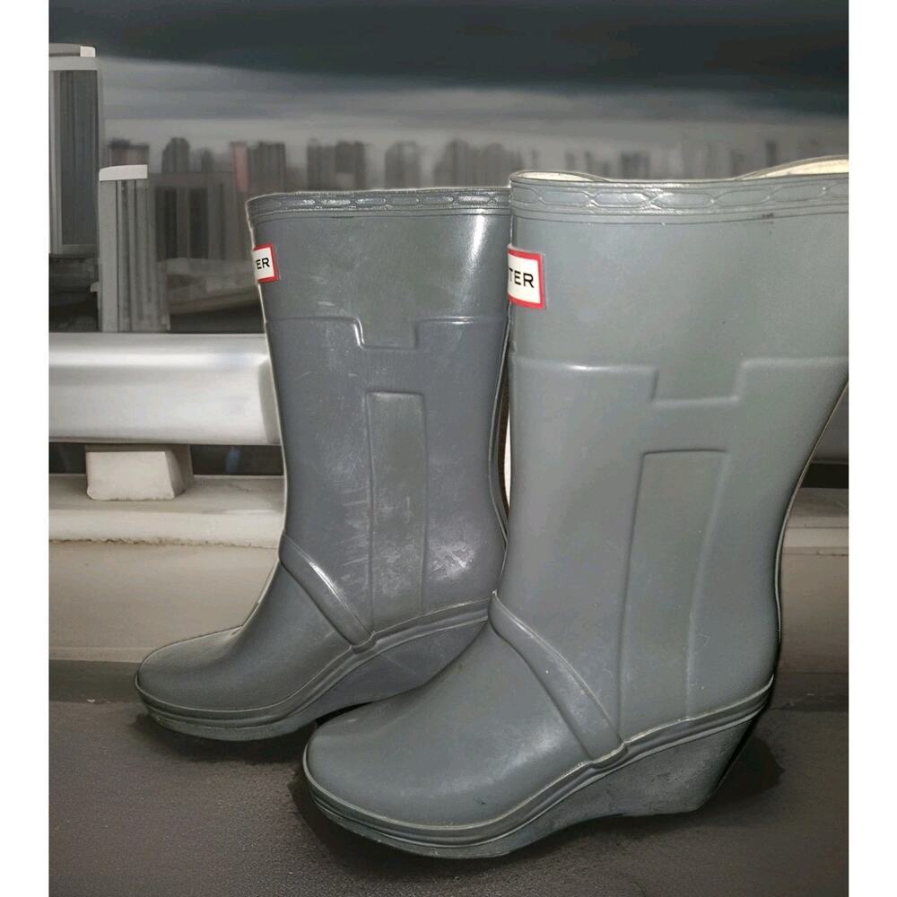 Hunter Womens Mid Calf Wedge Rain Boots Size 6